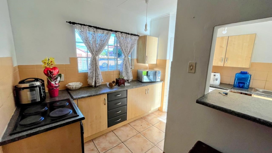  Bedroom Property for Sale in Mooinooi North West